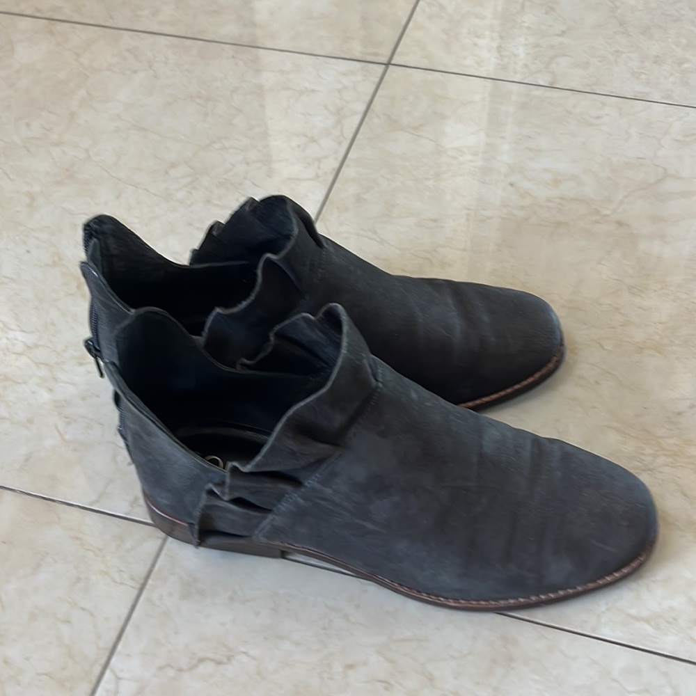 Black Ruffle Booties - Picture 3 of 7